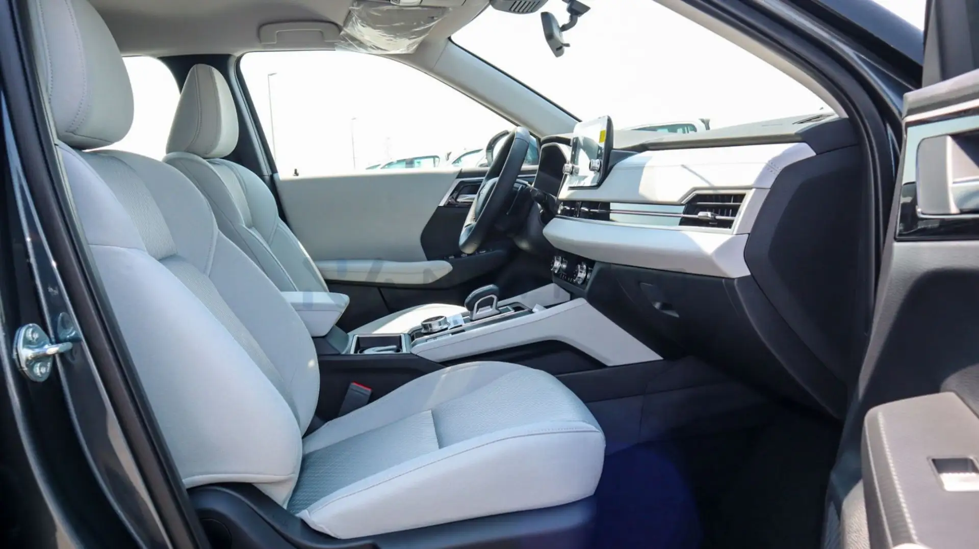 Mitsubishi Outlander 2025