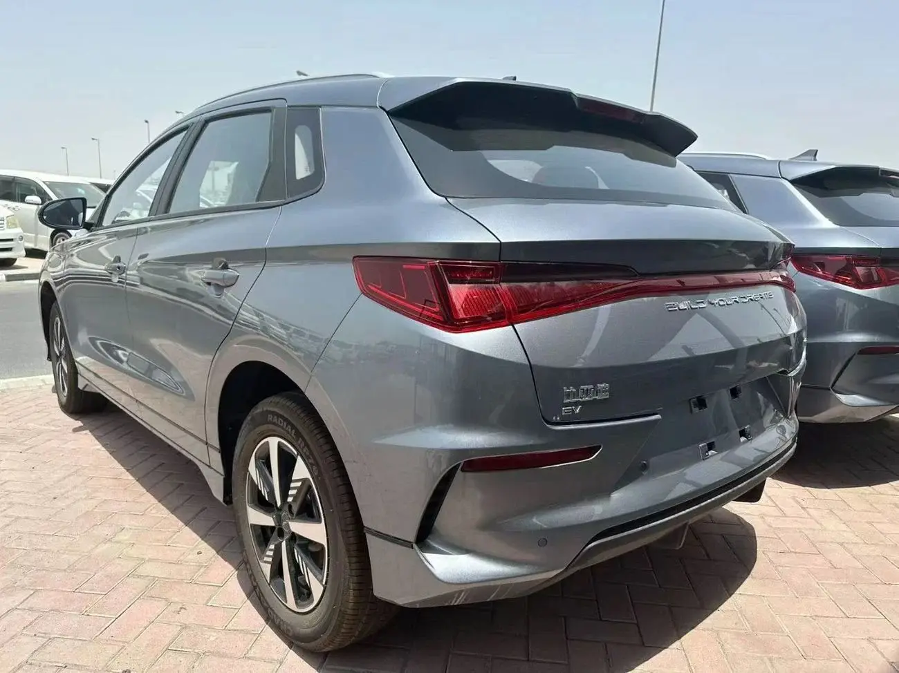 BYD E2 2025 undefinedL