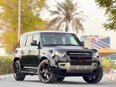 Land Rover Defender 2025