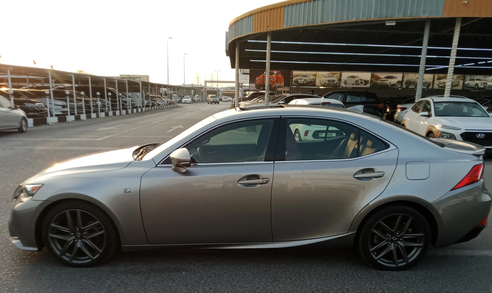 Lexus IS 2015 2499L