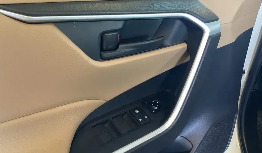 تويوتا راف ٤ 2024 2.5L