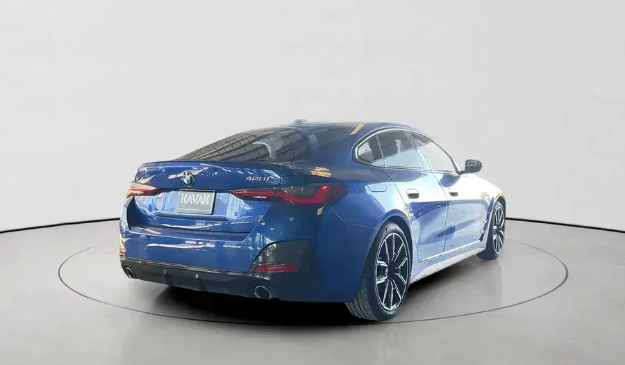 BMW M240i 2022