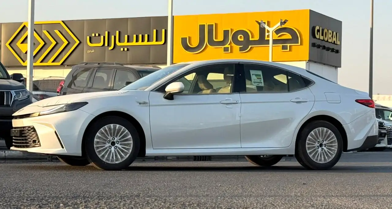 تويوتا Camry HEV 2025 2.5L