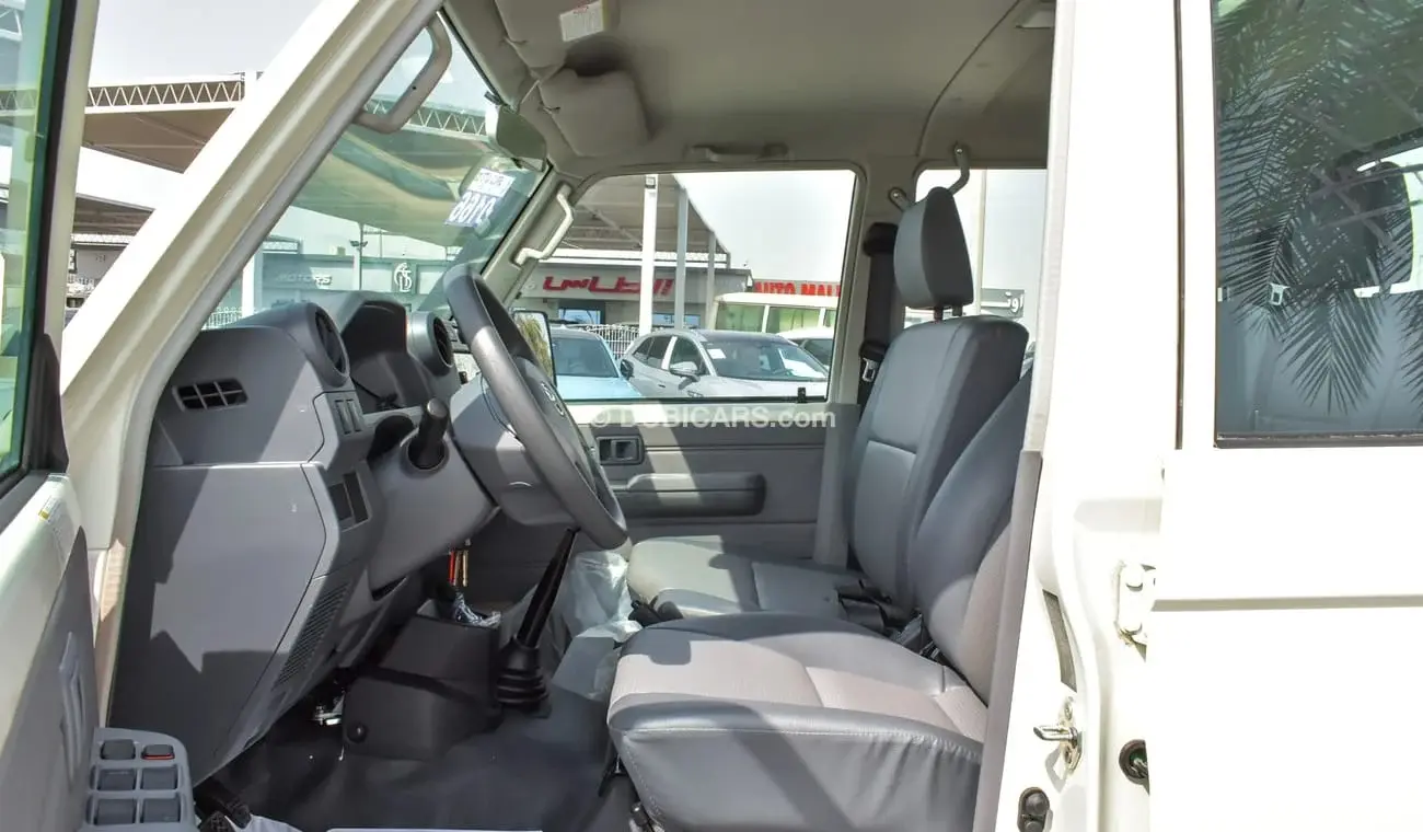 Toyota Land Cruiser Pick Up 2022 4.2L