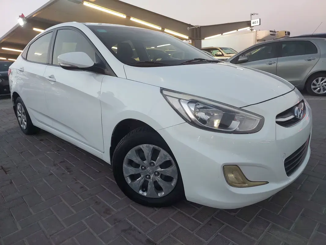 هيونداي أكسنت 2016