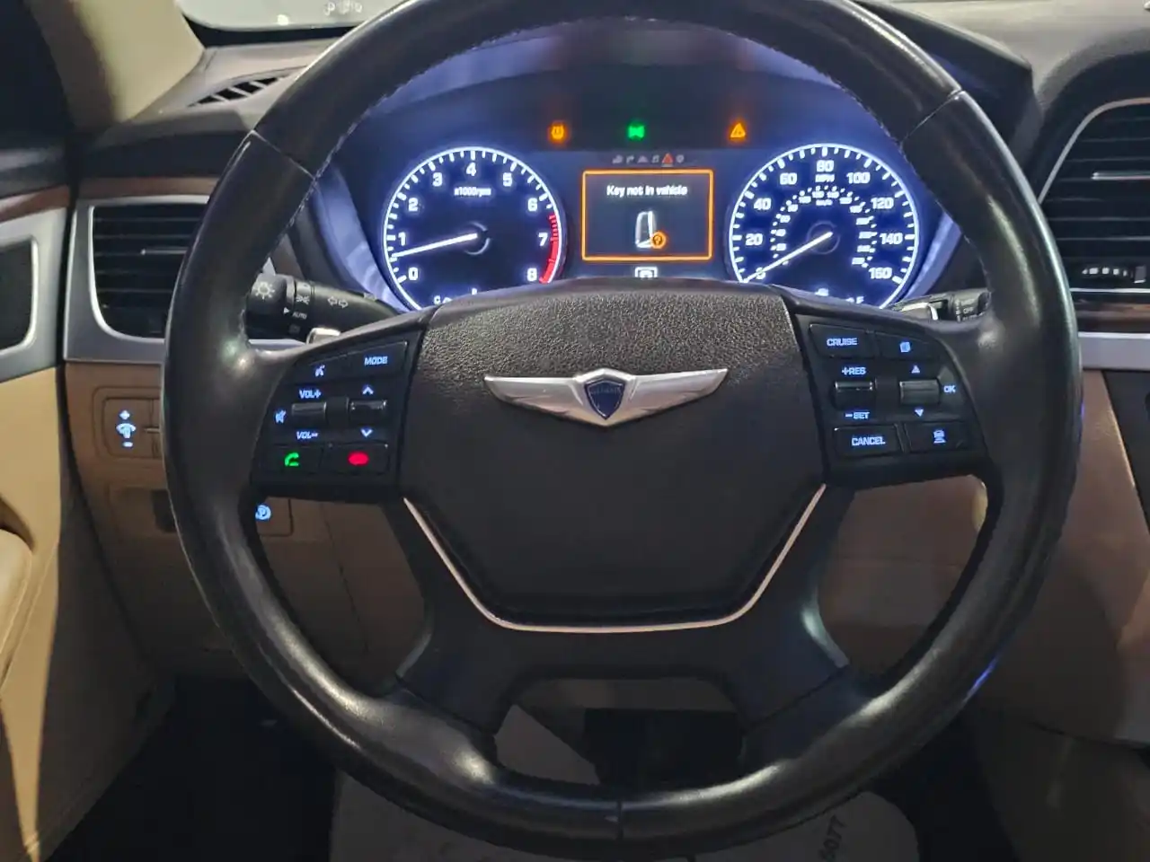 Genesis G80 2015 348L