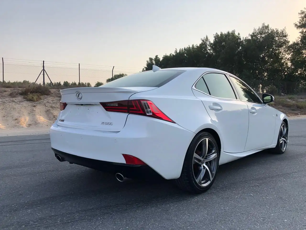 Lexus IS 2016 2L
