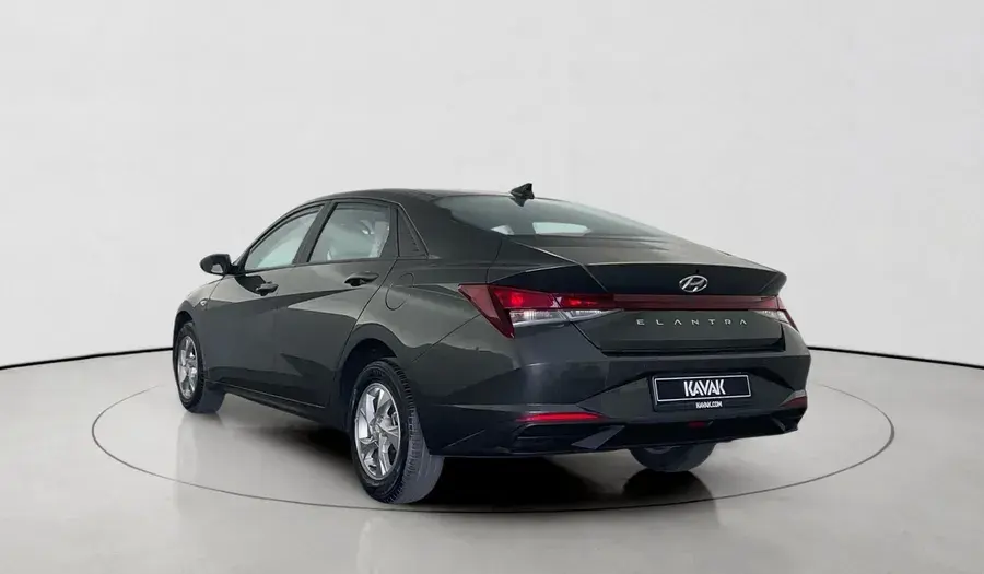 هيونداي إلانترا 2023 1.6L