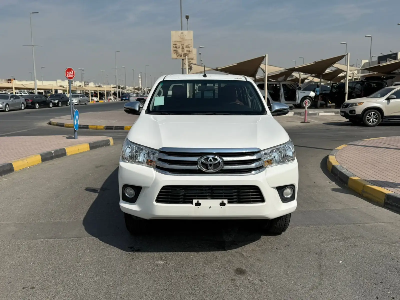 تويوتا هيلوكس 2024