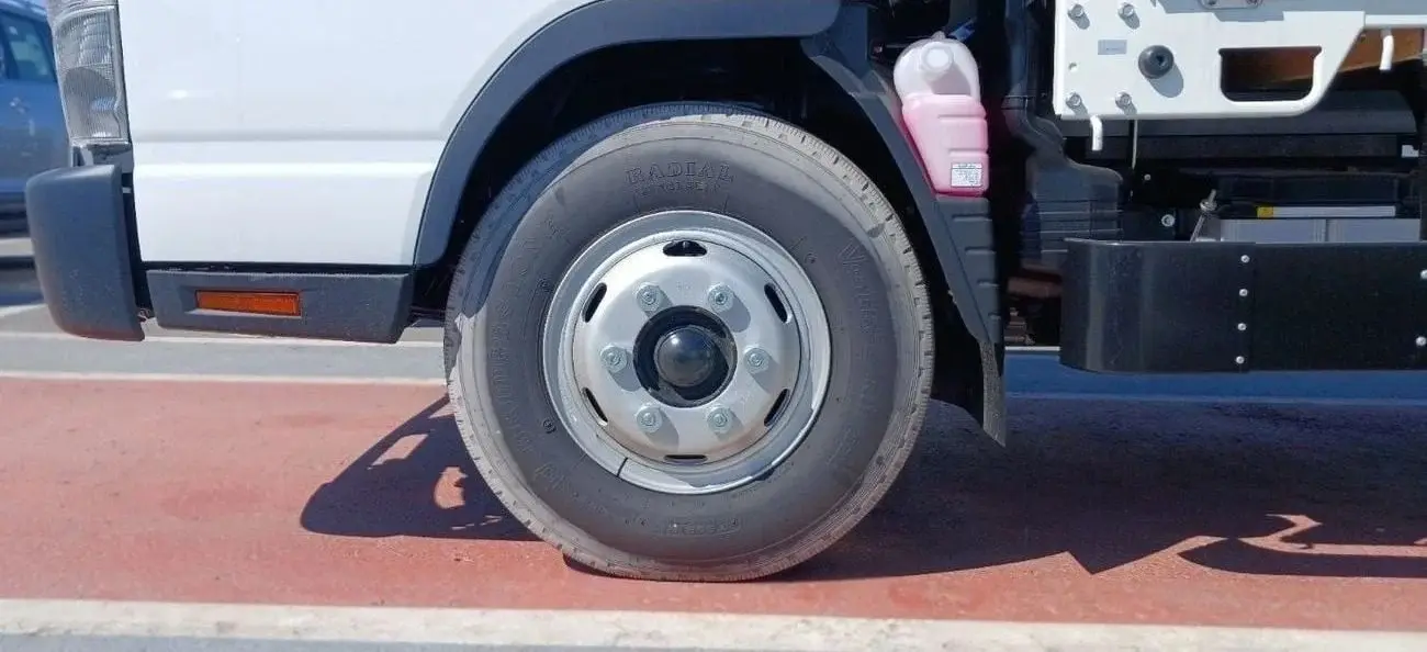 ميتسوبيشي كانتر 2024 4.2L