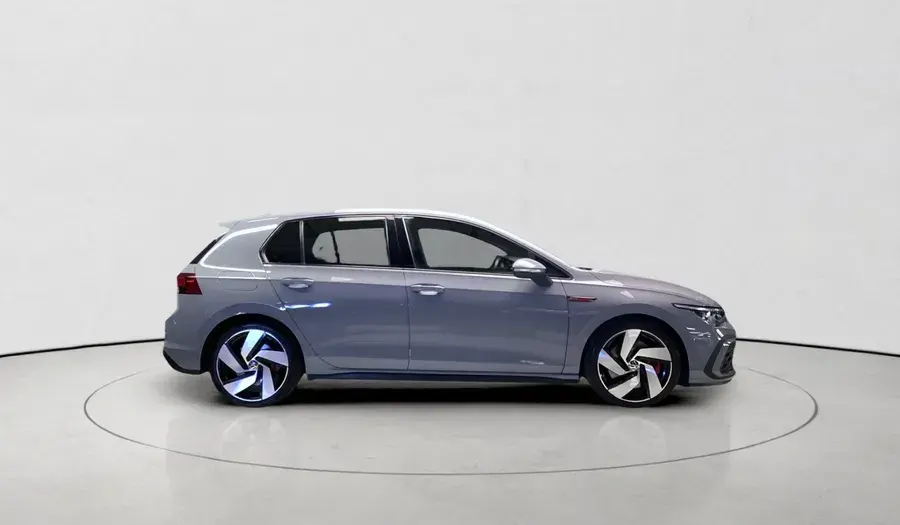 فولكس واجن جولف GTI 2024 2L