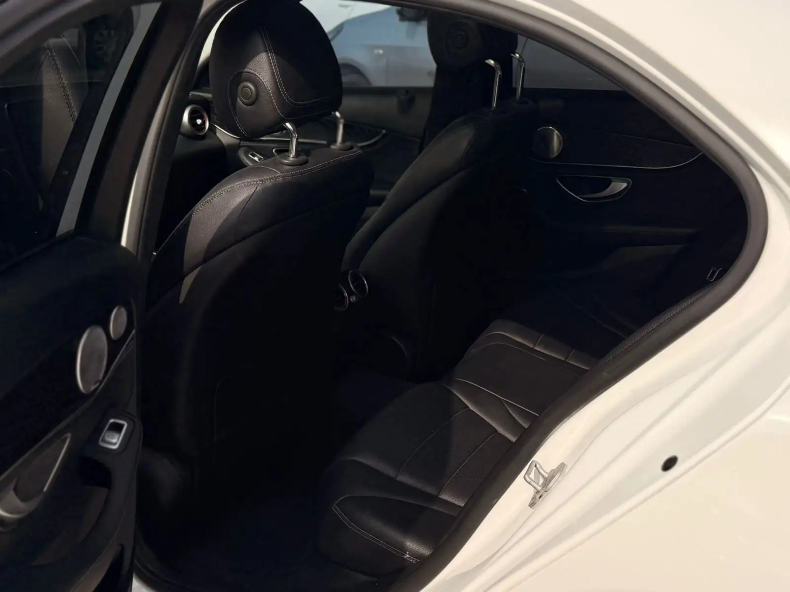 Mercedes Benz C Class 2015 2L