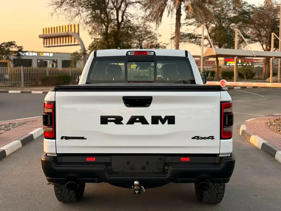 RAM 1500 2023 5.7L