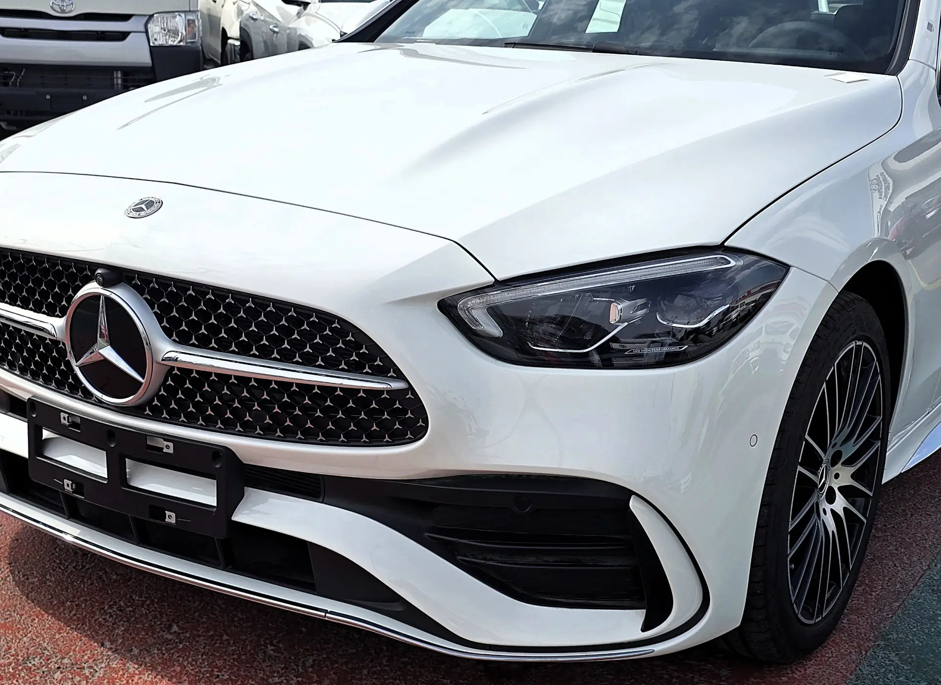 Mercedes Benz C Class 2025 1.5L