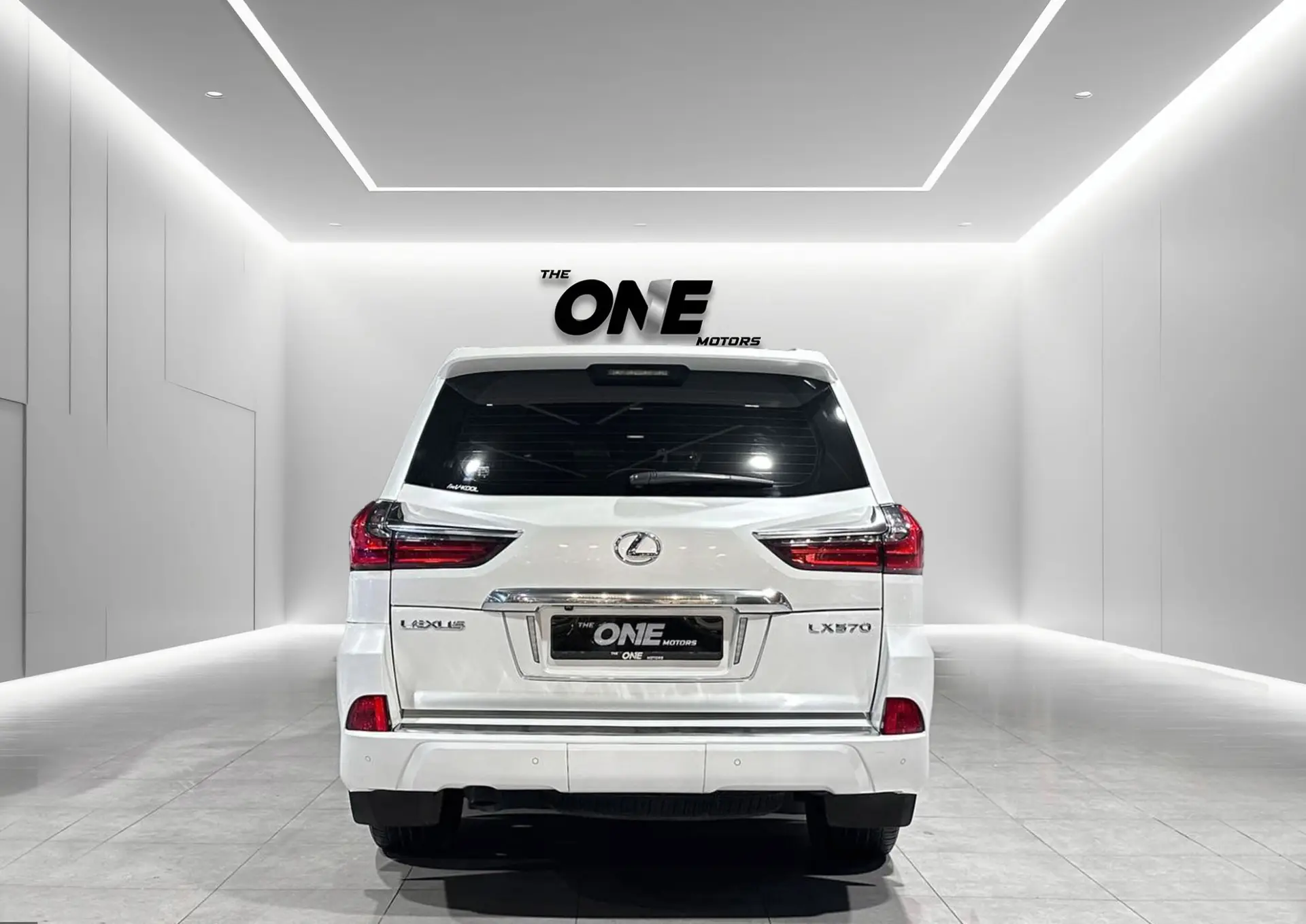 Lexus LX 2018 5.7L