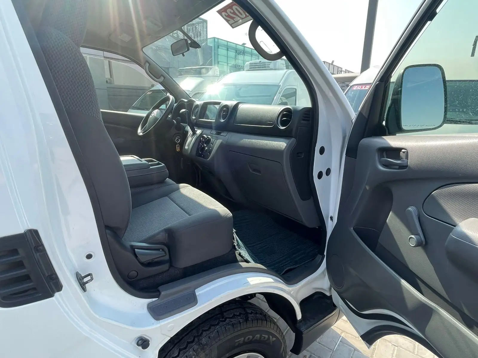 Nissan Urvan 2022 2400L