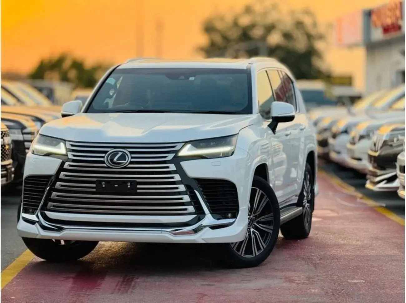 لكزس LX 2023 3.5L