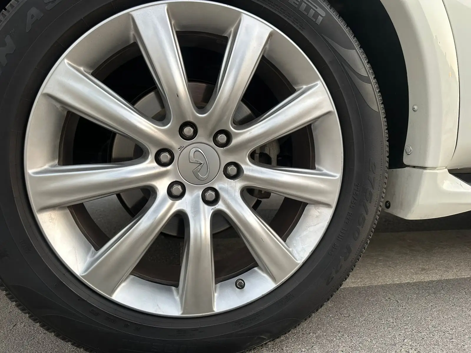 إنفينيتي QX80 2014