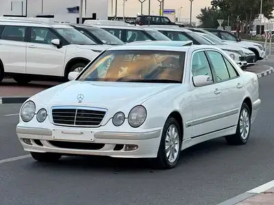 مرسيدس بنز E Class 2001 2.4L