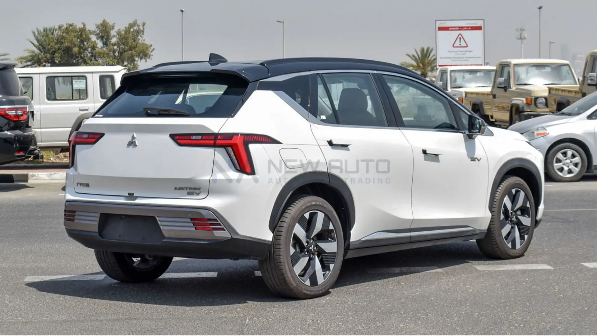 Mitsubishi Airtrek 2022