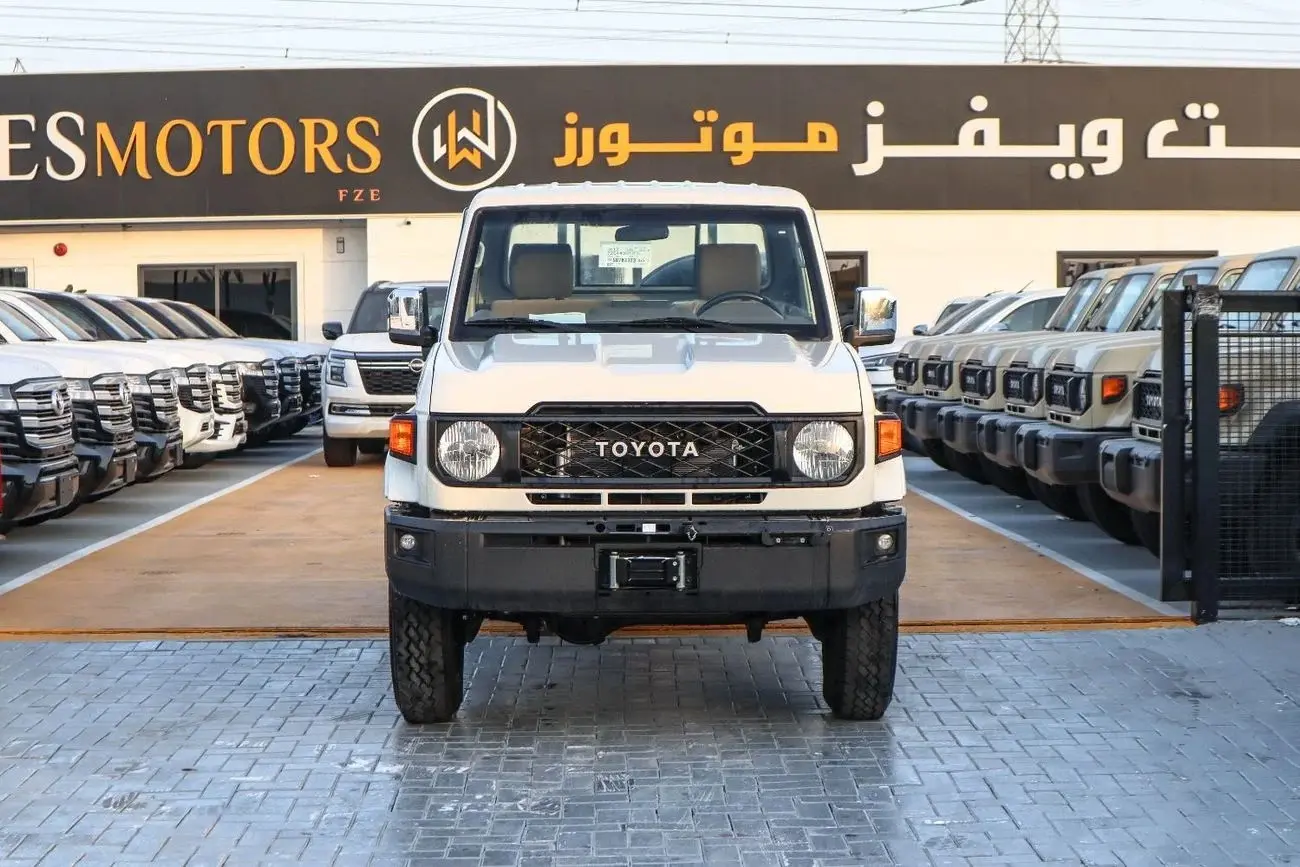 Toyota Land Cruiser Pick Up 2025