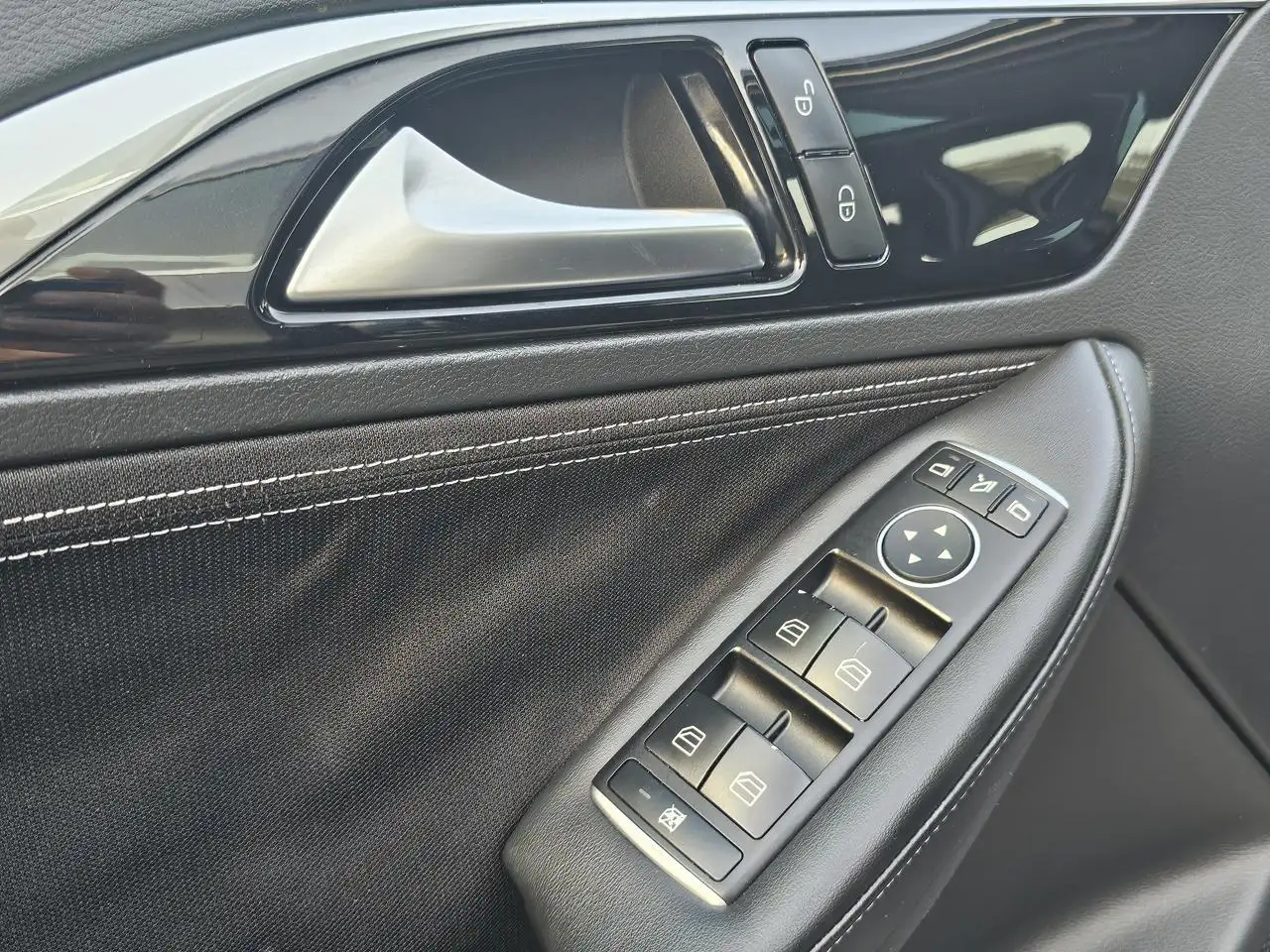 إنفينيتي Q 30 2018