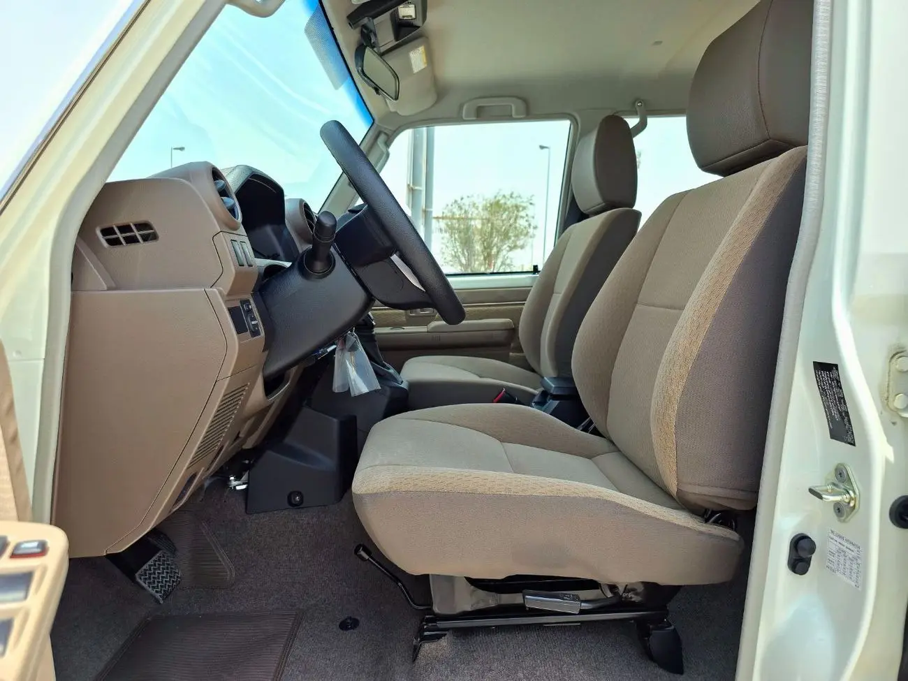 لاند كروزر هاردتوب 2025 4L