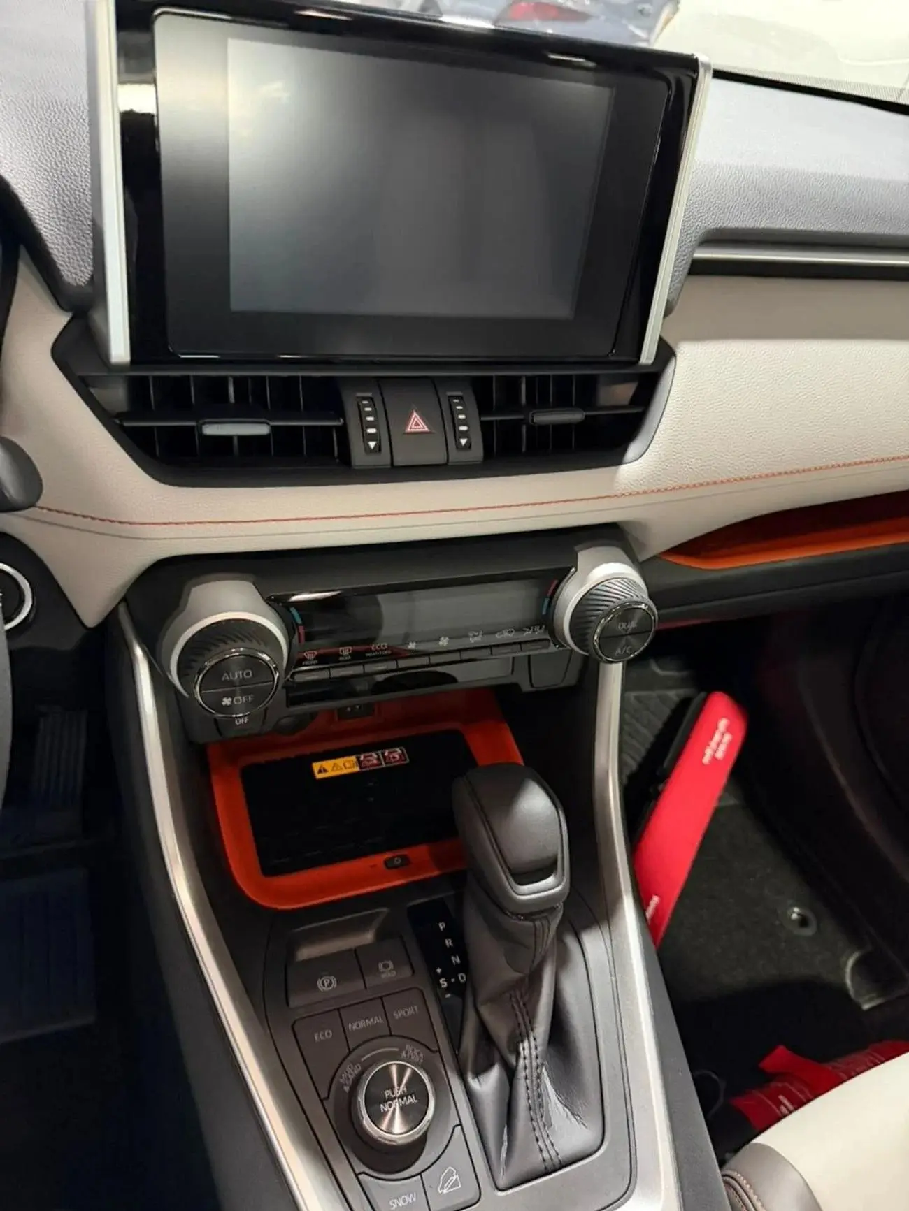 تويوتا راف ٤ 2025 2.5L