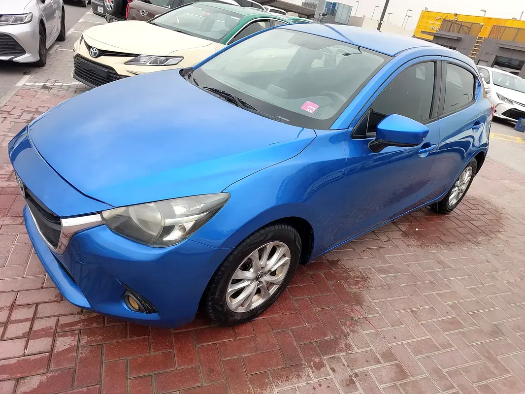 Mazda 2 2016