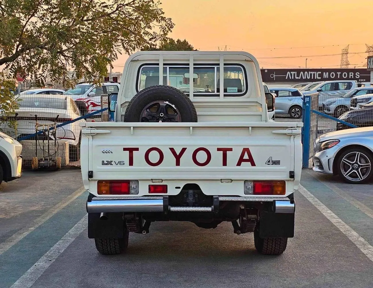 Toyota Land Cruiser Pick Up 2025 4L