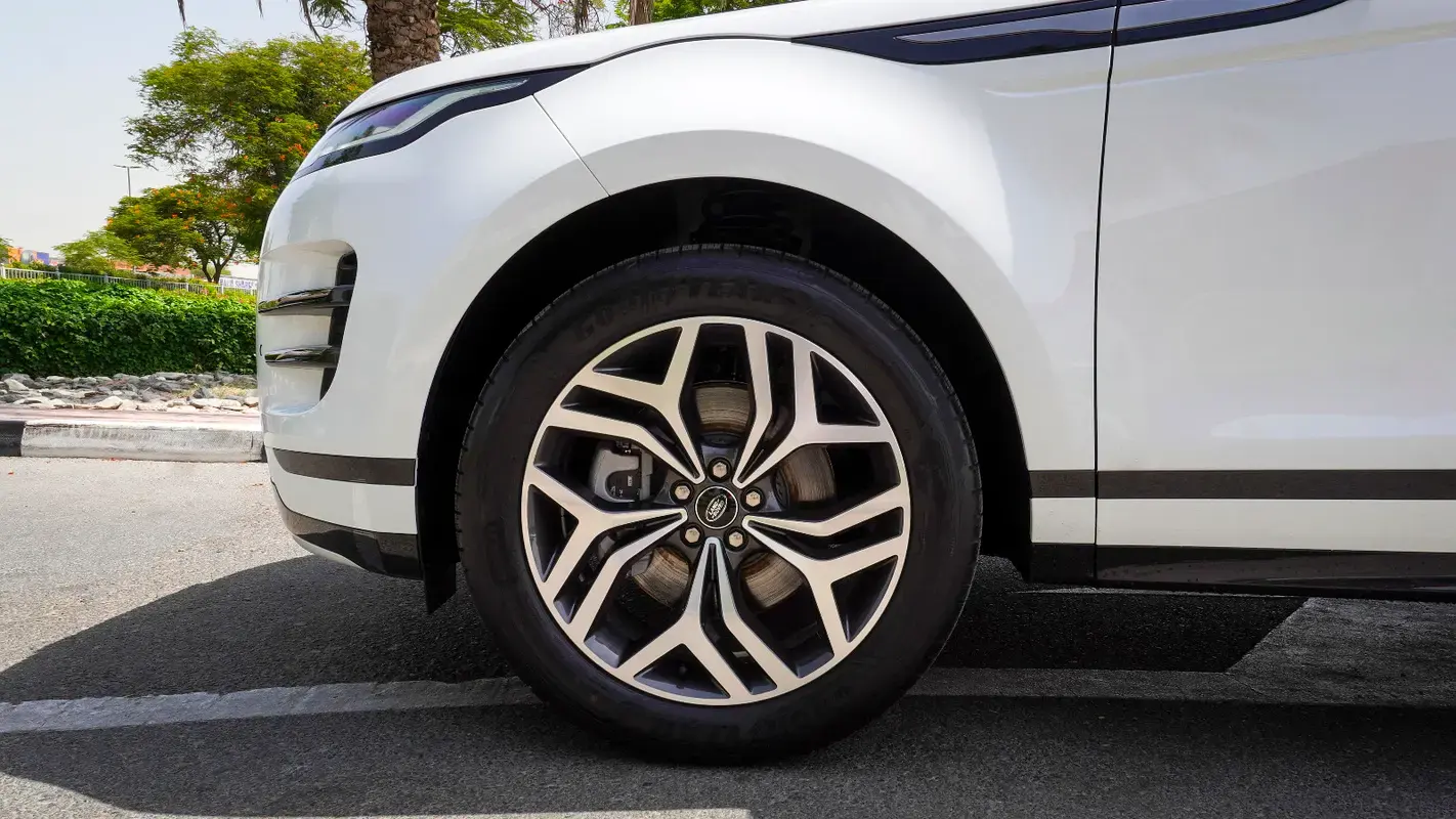 لاند روفر رانج روفر إيفوك 2025 2T