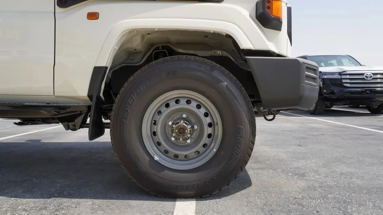 Toyota Land Cruiser Pick Up 2025 4L