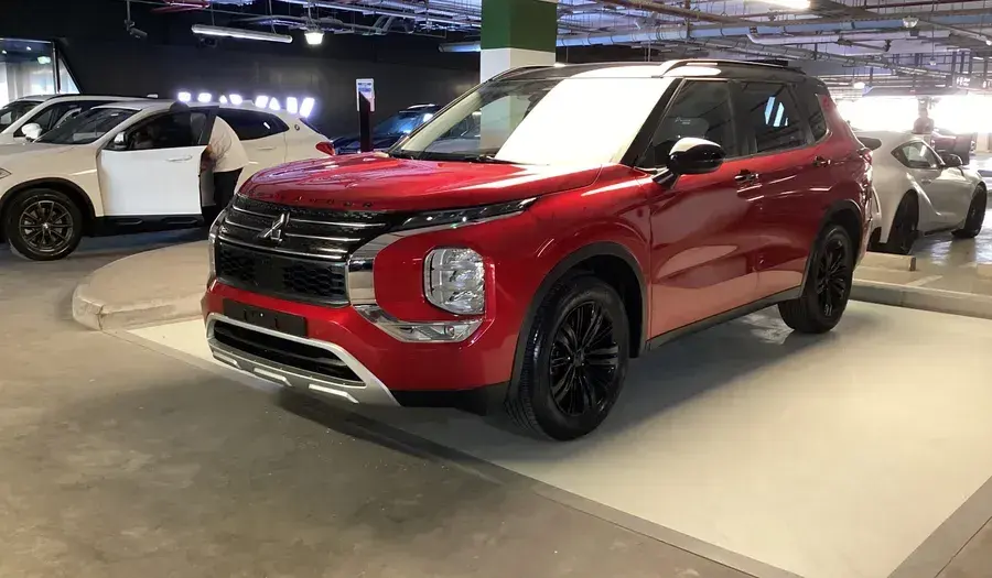 Mitsubishi Outlander 2025