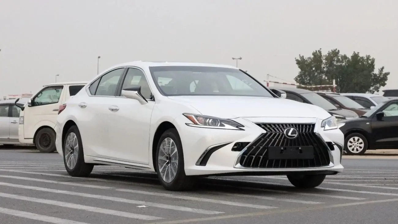 لكزس ES 2025 2.5L