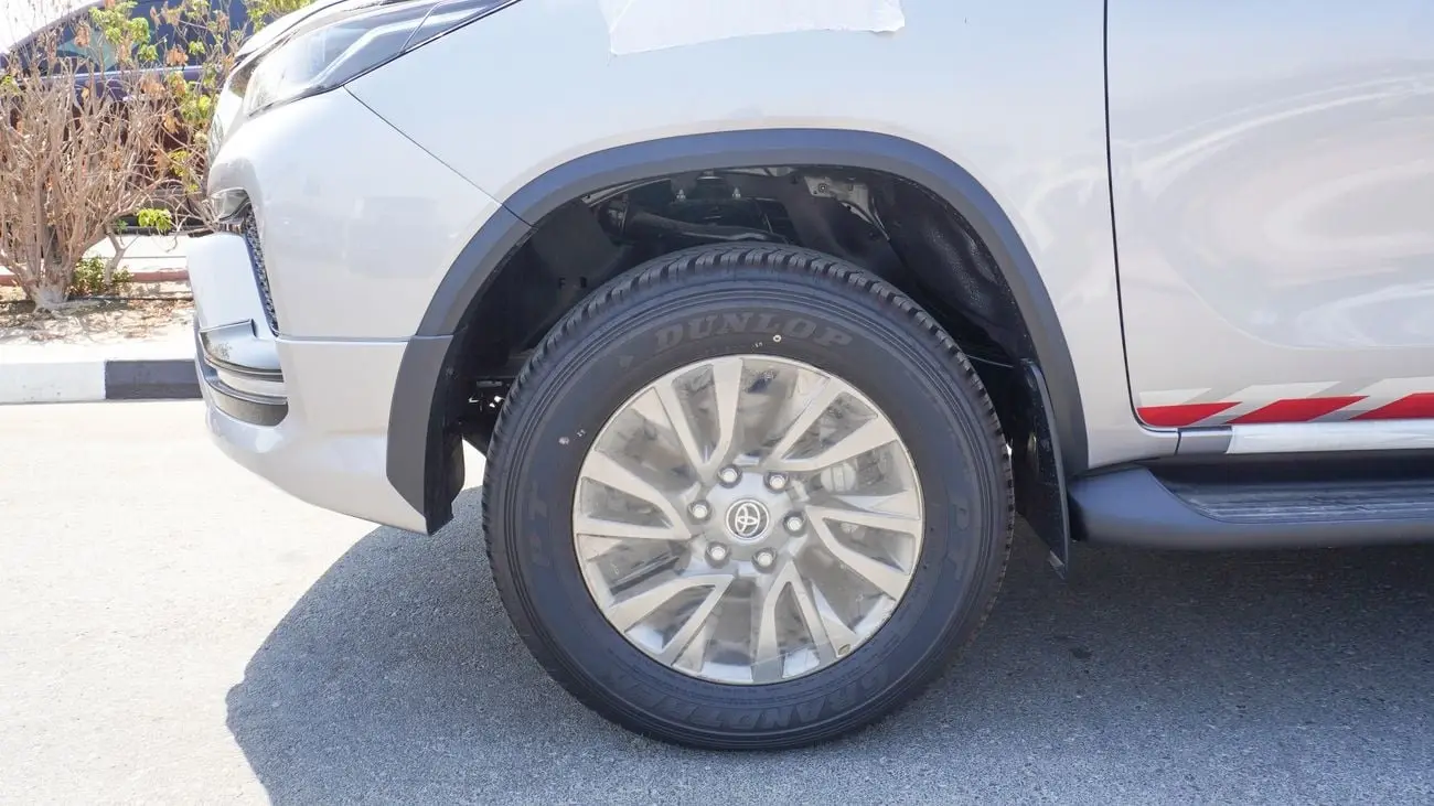 تويوتا فورتونر 2025 4L