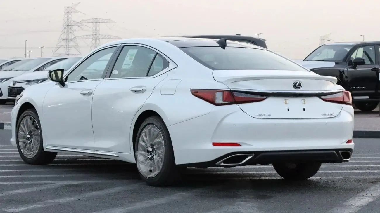 Lexus ES 2025 3.5L