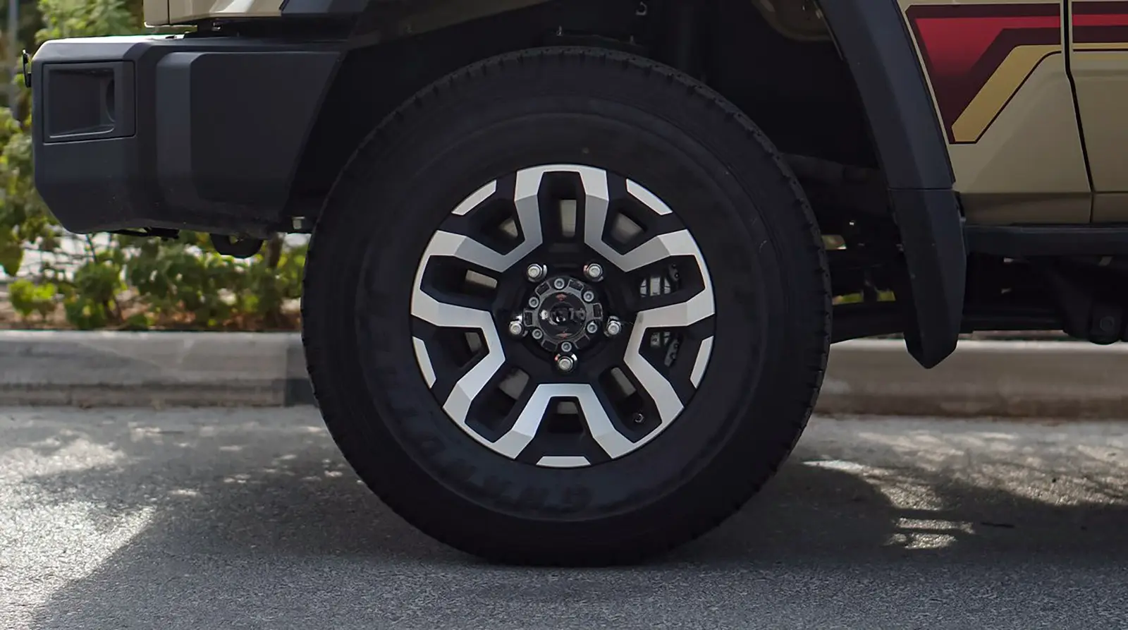 تويوتا لاند كروزر بيك آب 2025 2.8L