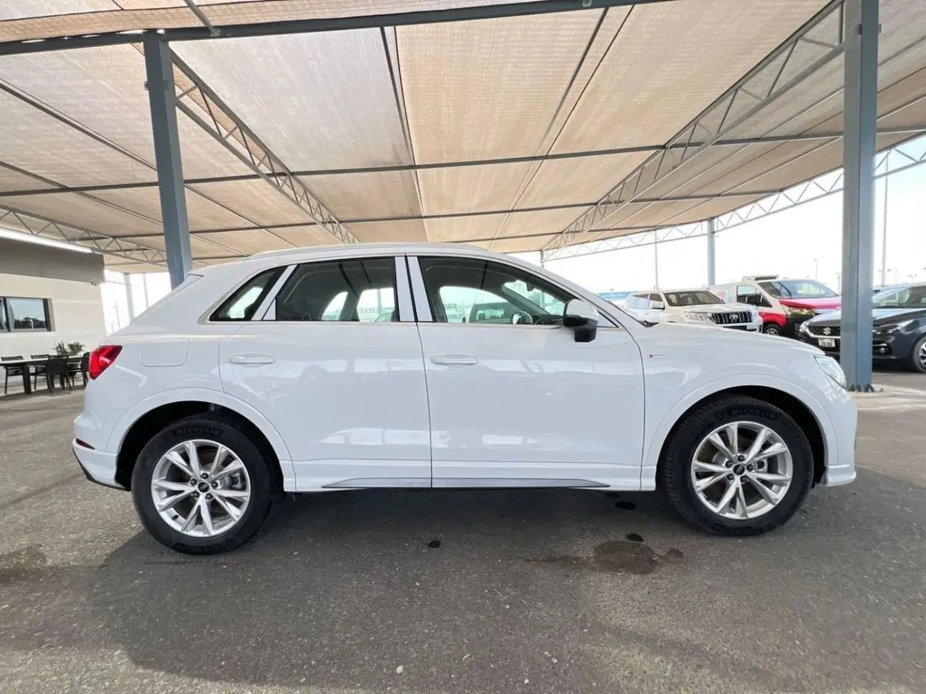 Audi Q3 2023 2L