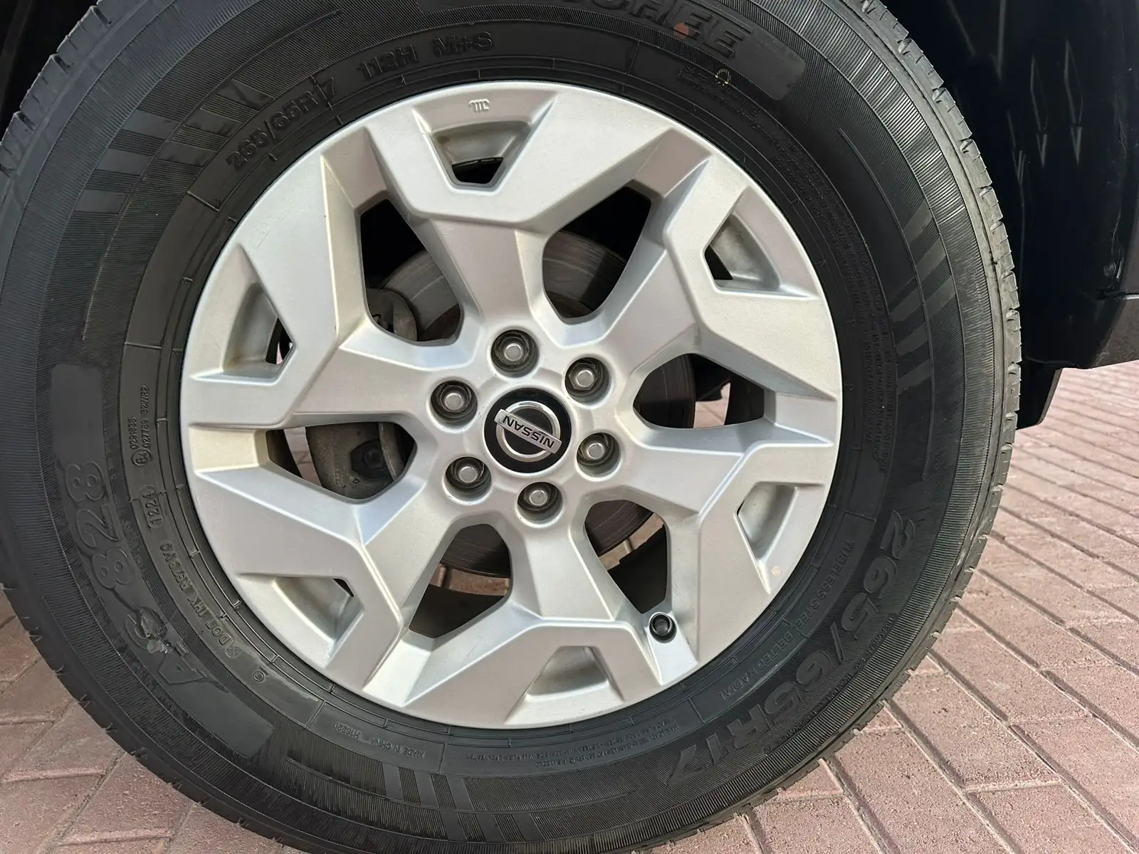 نيسان اكس تيرا 2021 2500L