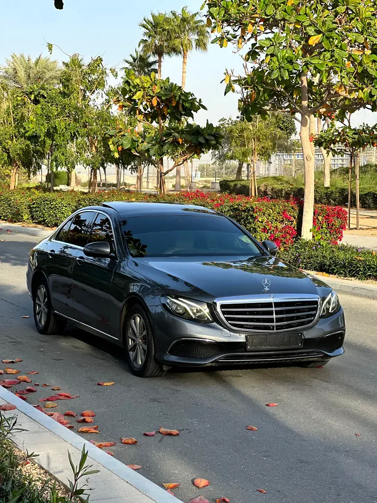 مرسيدس بنز E Class 2017 2L