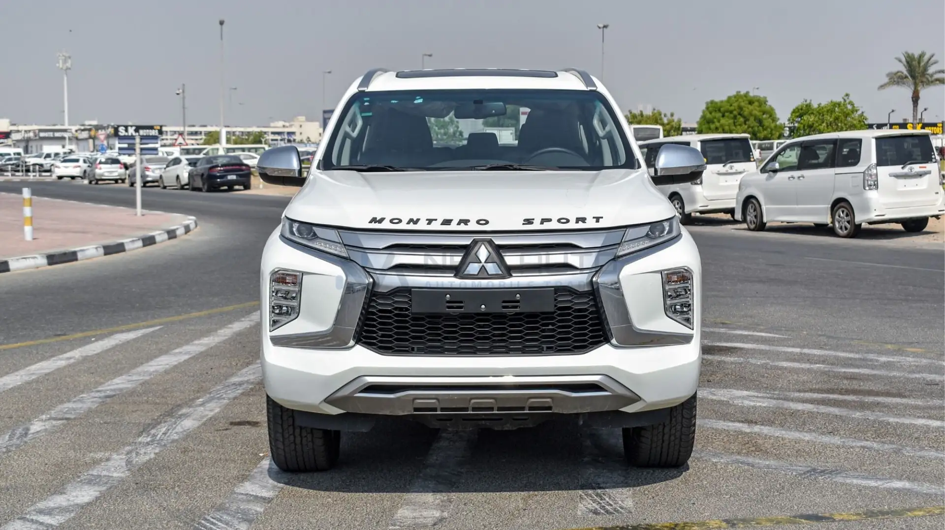 Mitsubishi Montero 2023