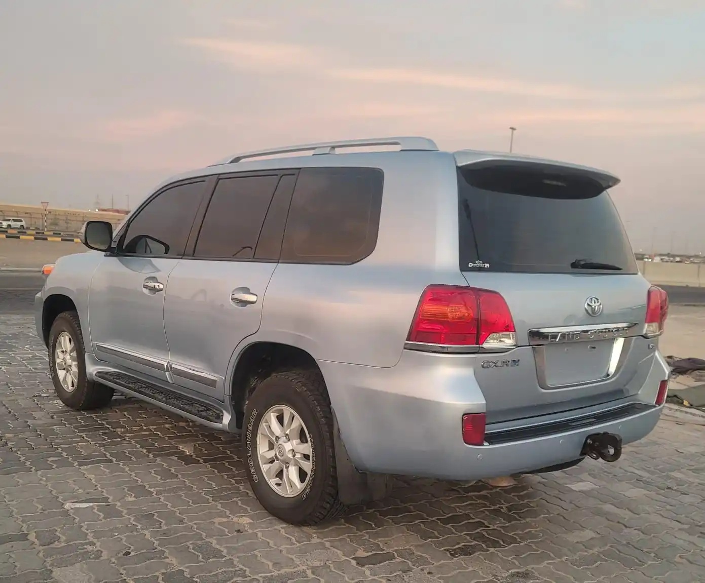 Toyota Land Cruiser 2012 5.7L