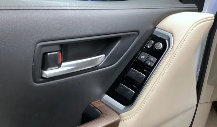 تويوتا لاند كروزر 2025 3.5T