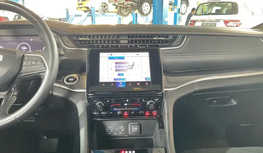 جيب جراند شيروكي 2022 3.6L