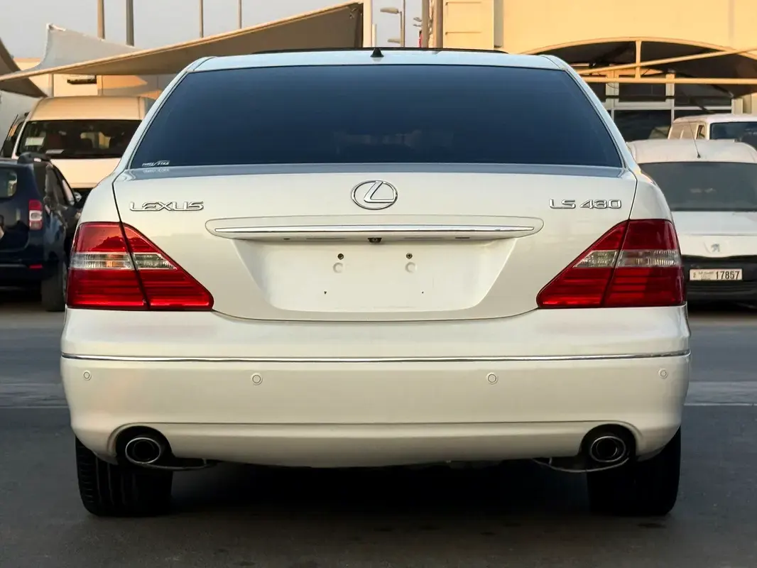 Lexus LS 2004