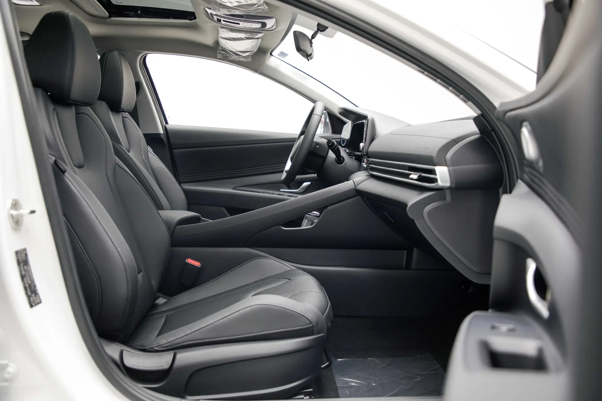 هيونداي إلانترا 2025 1.5L