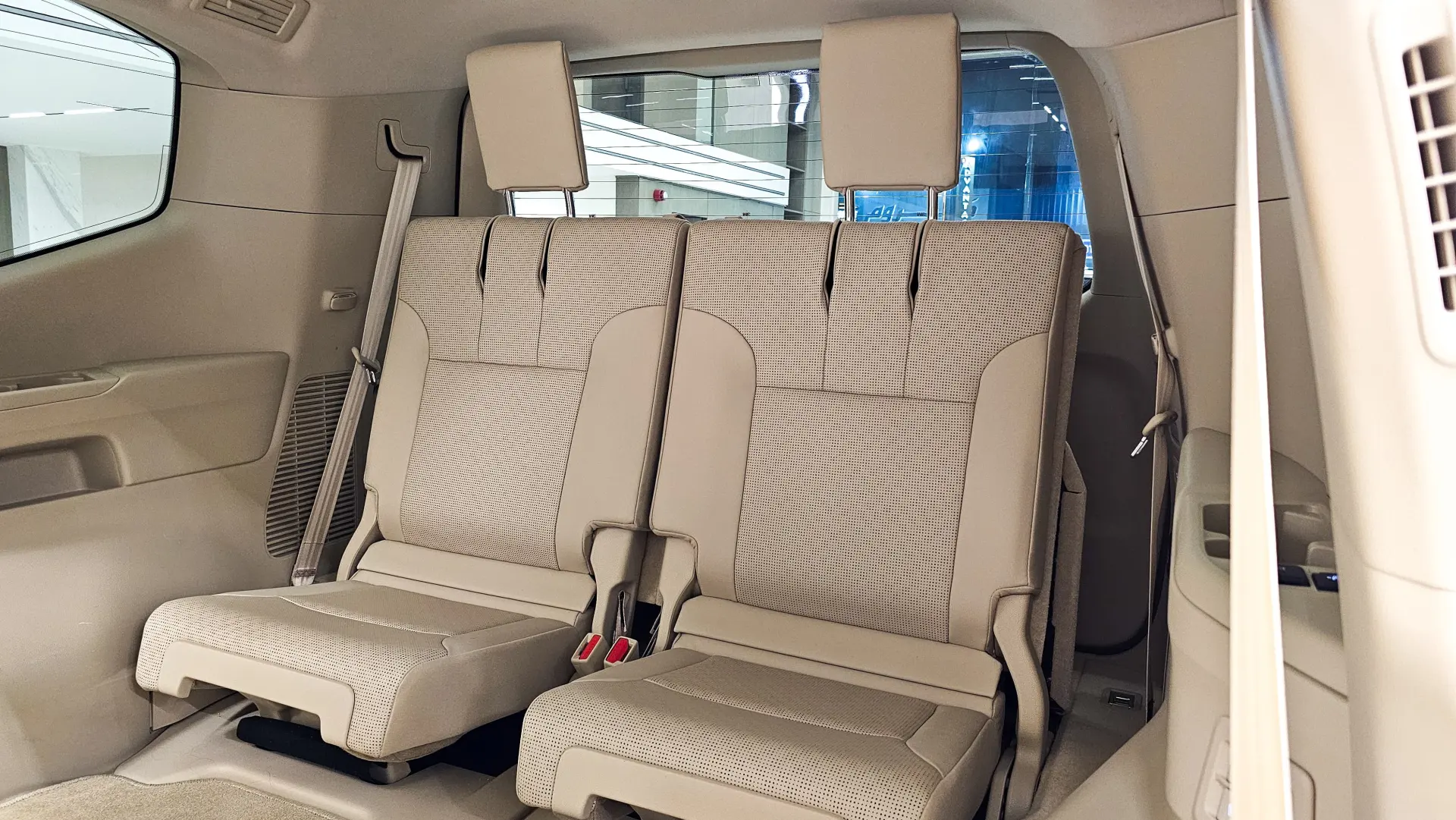 تويوتا لاند كروزر 2023