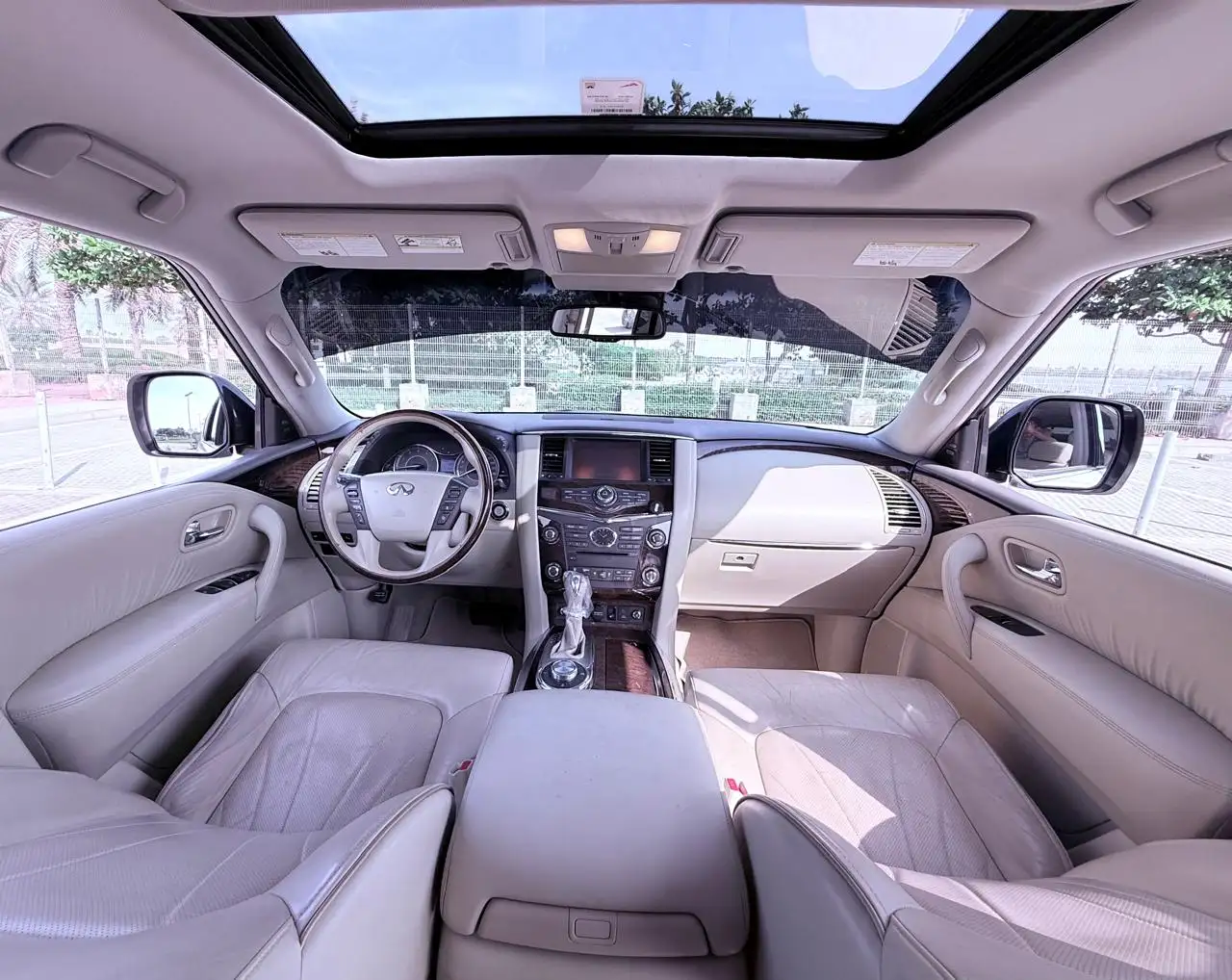 إنفينيتي QX80 2014