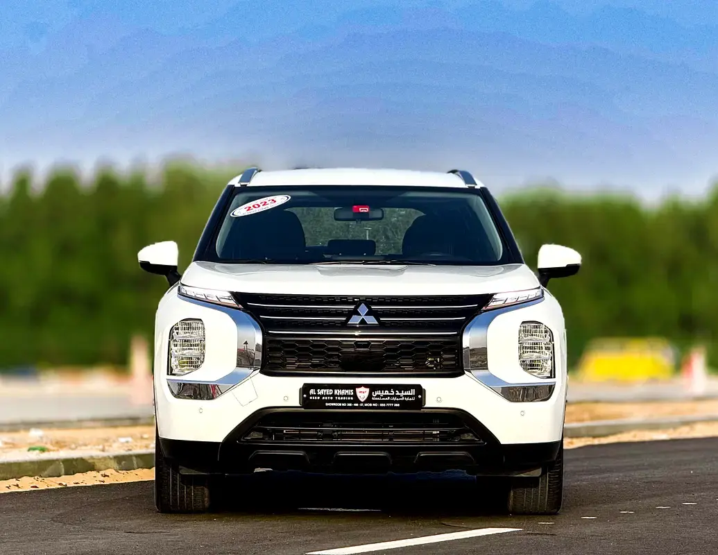 Mitsubishi Outlander 2023