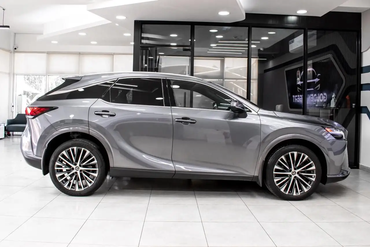 Lexus RX 2023 2.4L